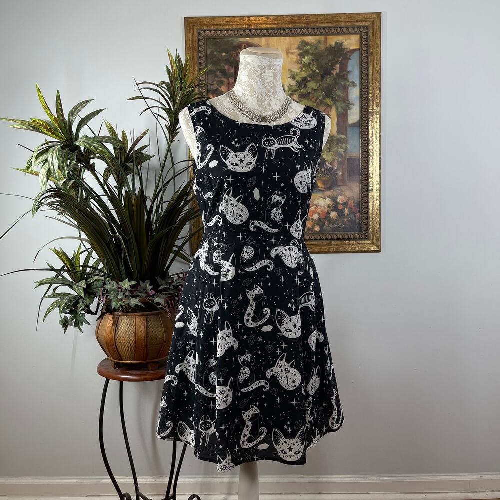 L.A Soul Womens S Black White Cat Celestial Print Fit Flare Dress Tie Waist